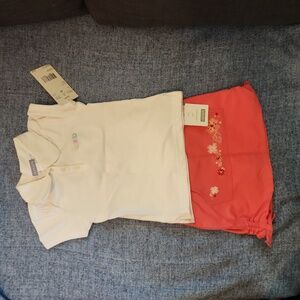 🎉HP🎉NWT- Carter's 2 piece Girls shirt and skort set in 4T